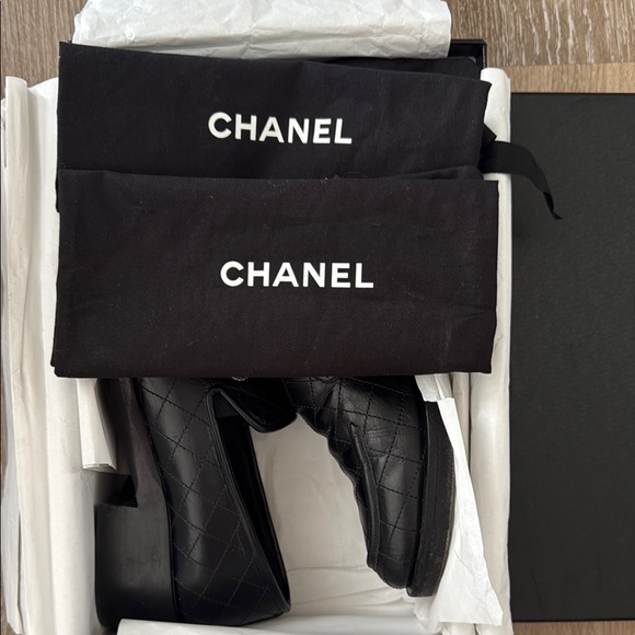 Chanel Black Quilted Loafers - Picture 10 of 11